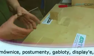 Czym skleić akryl (pleksi) trwale i estetycznie? Kompletny poradnik.