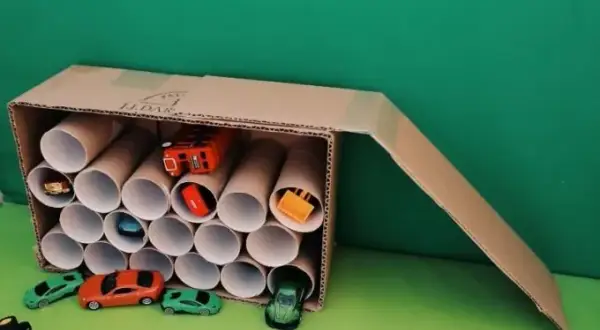 Jak zrobić garaż z kartonu? Prosty DIY dla dzieci i rodziców