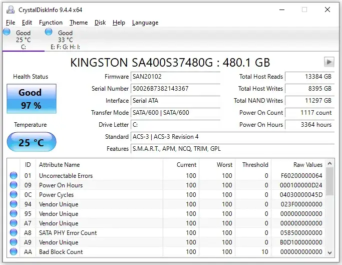 CrystalDiskInfo interfejs